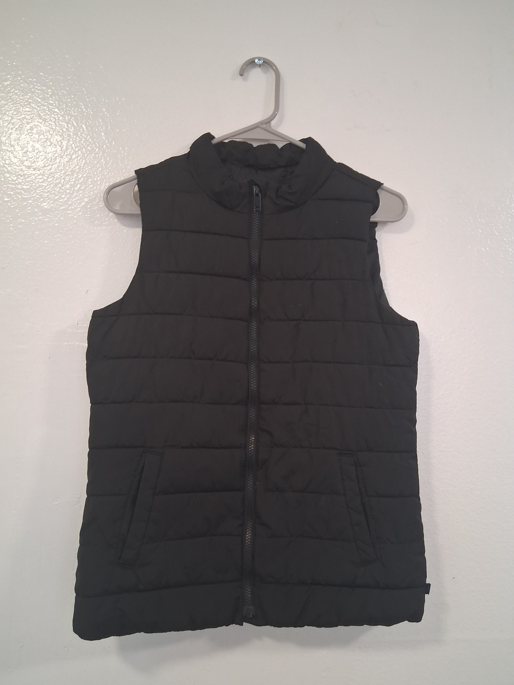 GAP Men's Black Quilted Puffer Vest